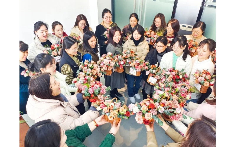 女神節(jié)丨女神插花，浪漫開啟，共赴一場(chǎng)花與手作之約